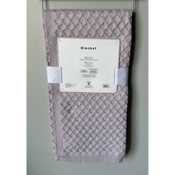 SOLD‼️‼️NWT  BONBINI New York WAFFLE KNIT 38"x 28"  Baby/Lap  Blanket Lavender - Picture 6 of 11
